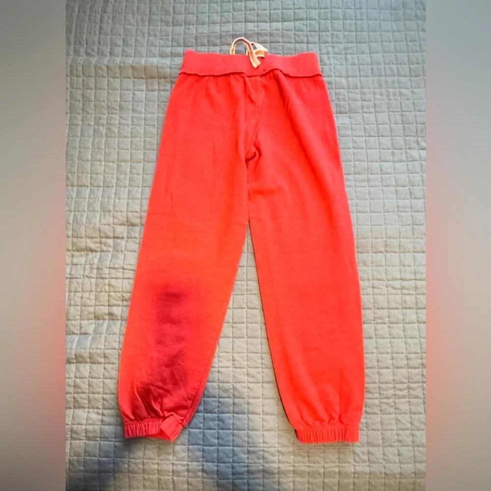 DiSNEY PARKE AUTHENTIC GRIGINAL